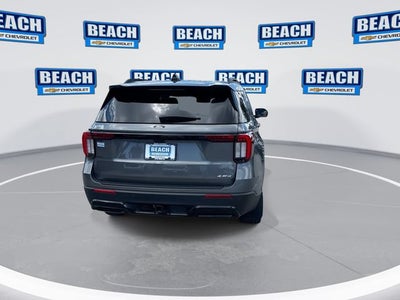 2025 Ford Explorer ST-Line
