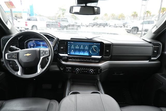 2025 Chevrolet Silverado 3500 HD LT DRW