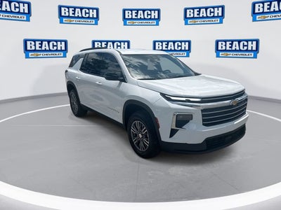 2025 Chevrolet Traverse LT
