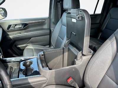 2025 Chevrolet Suburban LT