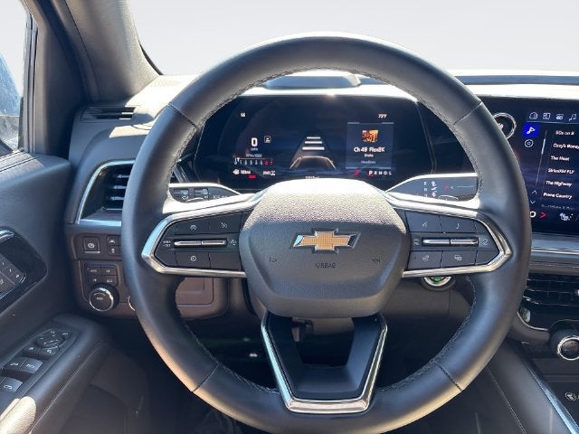 2025 Chevrolet Suburban LT