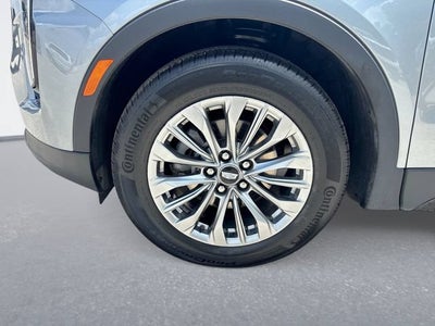 2025 Cadillac XT4 Premium Luxury
