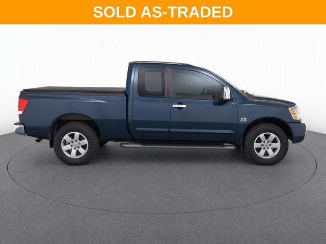 2004 Nissan Titan LE