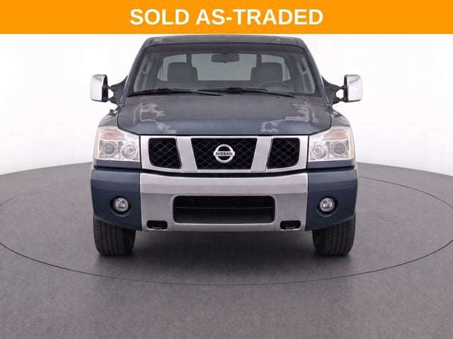 2004 Nissan Titan LE