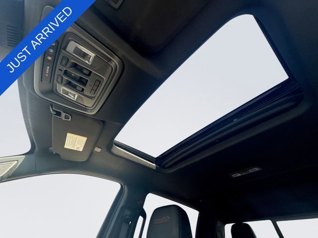 2024 Chevrolet Silverado 3500 HD High Country