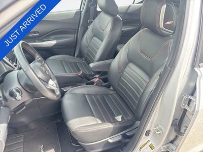 2019 Nissan Kicks SR