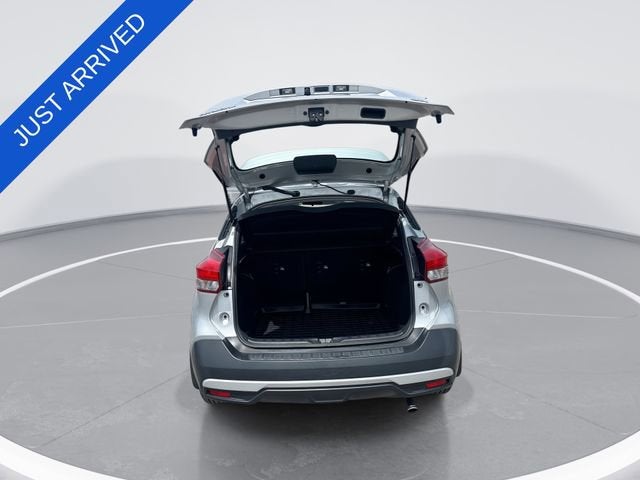 2019 Nissan Kicks SR