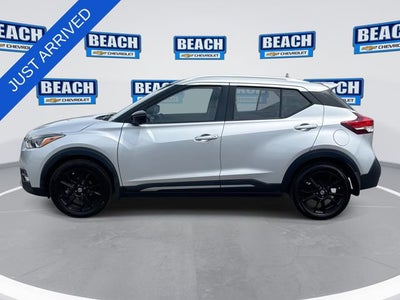 2019 Nissan Kicks SR