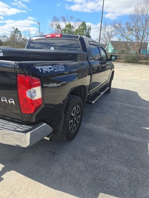 2015 Toyota Tundra 4WD Truck SR5