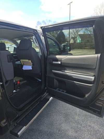 2015 Toyota Tundra 4WD Truck SR5