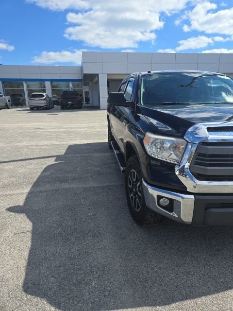 2015 Toyota Tundra 4WD Truck SR5