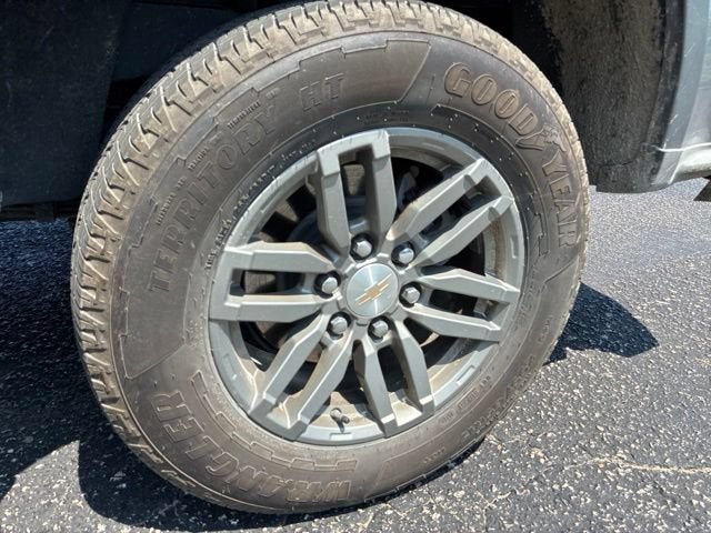 2025 Chevrolet Colorado WT/LT