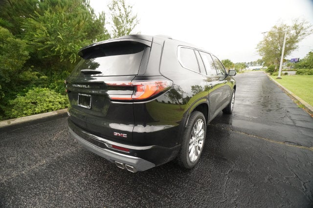 2025 GMC Acadia Denali