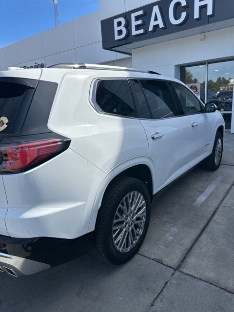 2025 GMC Acadia Denali