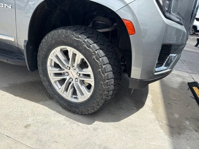 2024 GMC Yukon SLT