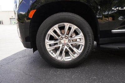 2023 GMC Yukon SLT
