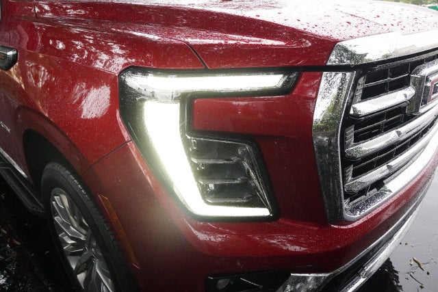 2025 GMC Yukon Elevation