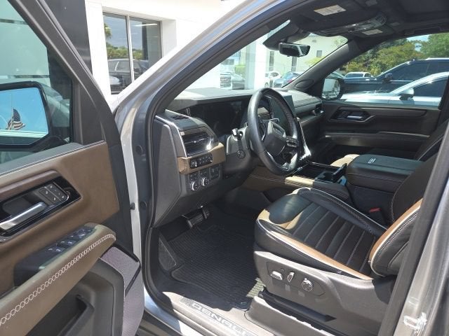 2025 GMC Yukon Denali Ultimate