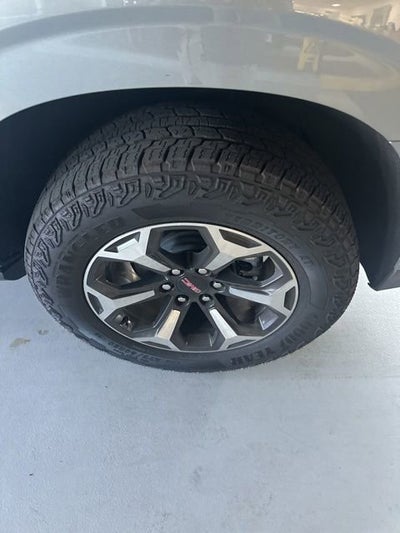 2025 GMC Yukon AT4 Ultimate