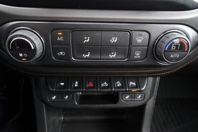 2022 GMC Canyon AT4 - Leather