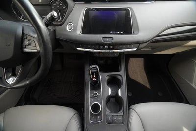 2023 Cadillac XT4 Premium Luxury