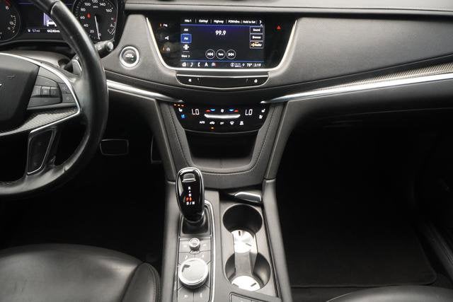 2023 Cadillac XT5 Sport