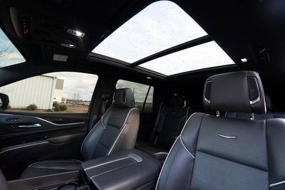 2023 Cadillac Escalade Sport