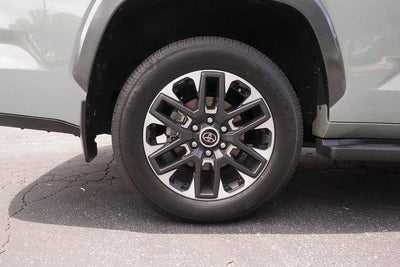 2024 Toyota Sequoia SR5