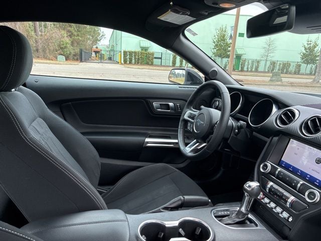 2022 Ford Mustang EcoBoost