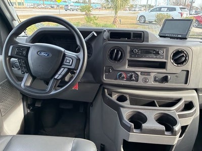 2021 Ford E-350SD Base Cutaway