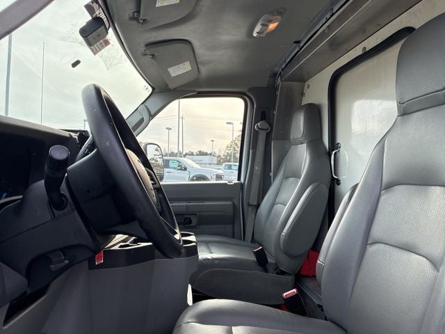 2021 Ford E-350SD Base Cutaway