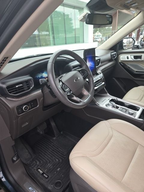 2023 Ford Explorer Platinum