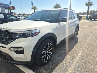 2023 Ford Explorer ST-Line