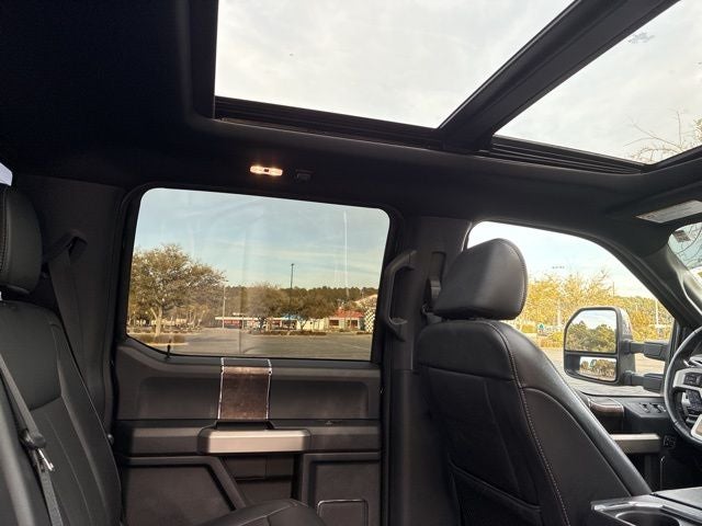 2022 Ford F-350SD Lariat