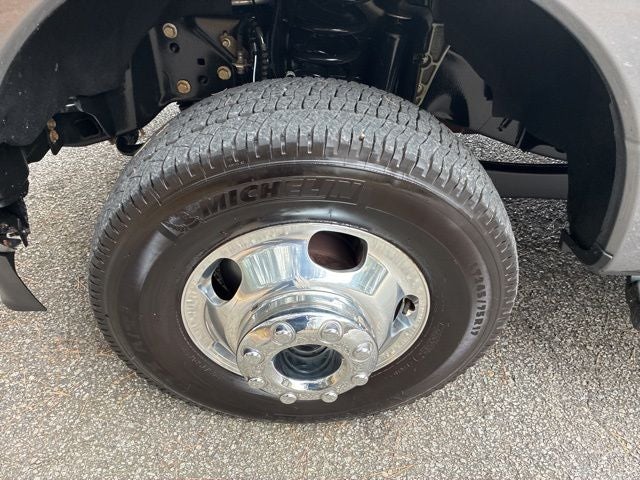 2022 Ford F-350SD Lariat DRW