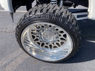 2022 Ford F-450SD Limited DRW