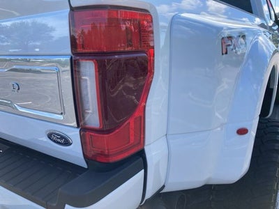 2022 Ford F-450SD Limited DRW