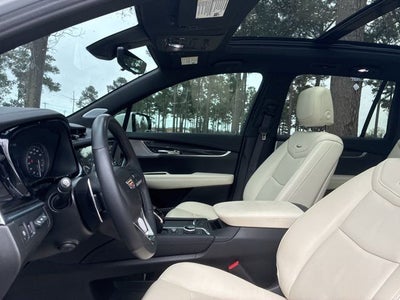 2025 Cadillac XT6 Sport