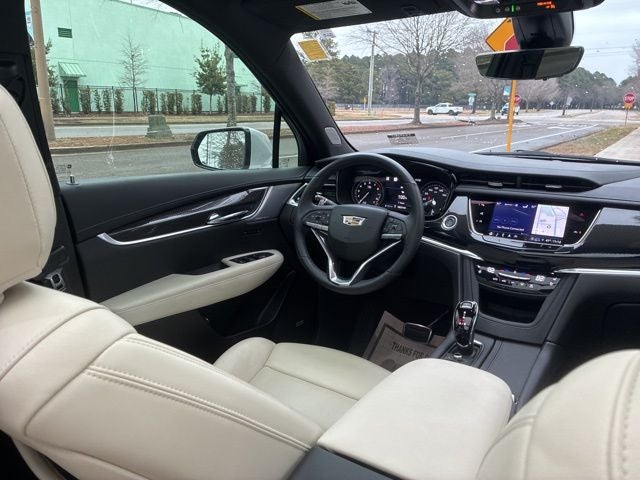 2025 Cadillac XT6 Sport