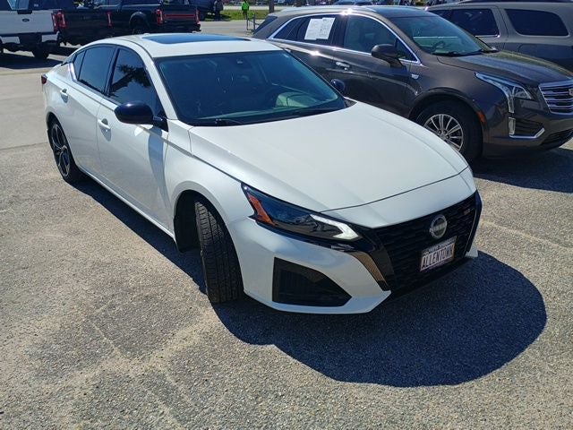 2023 Nissan Altima 2.5 SR