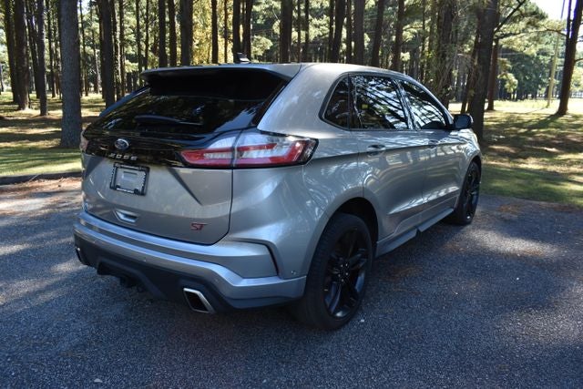 2022 Ford Edge ST