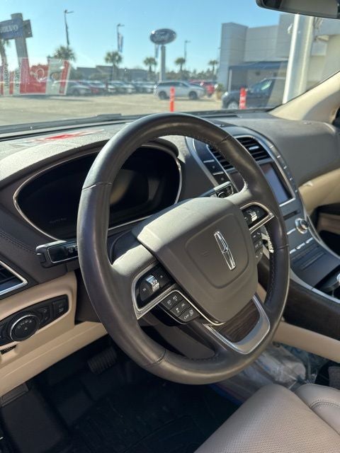 2019 Lincoln Nautilus Reserve