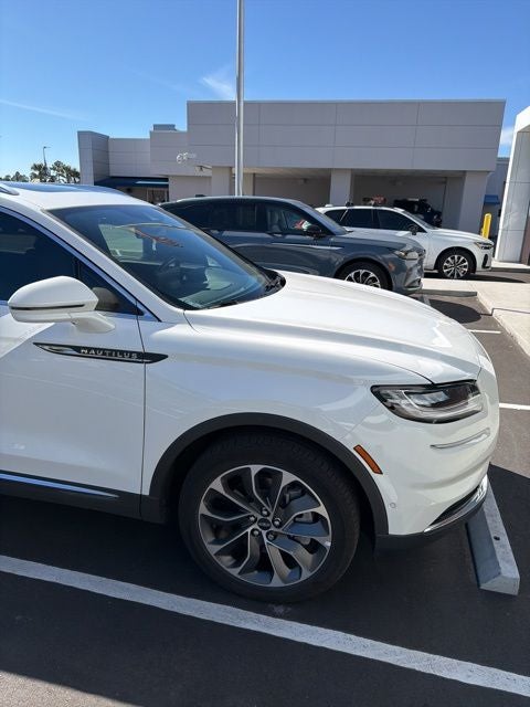 2023 Lincoln Nautilus Reserve