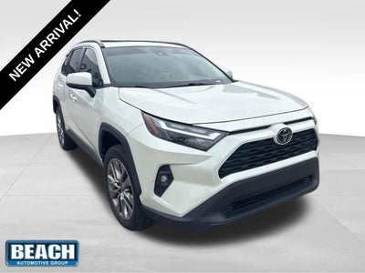 2022 Toyota RAV4 XLE Premium
