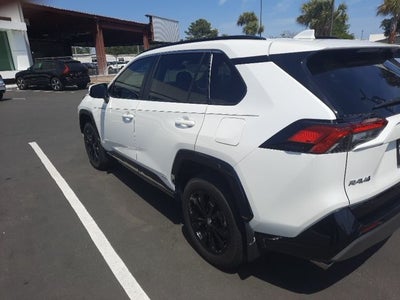 2024 Toyota RAV4 Hybrid SE