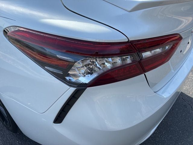 2021 Toyota Camry Hybrid XSE