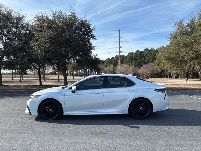 2021 Toyota Camry Hybrid XSE