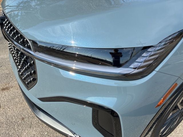 2025 Lincoln Nautilus Reserve