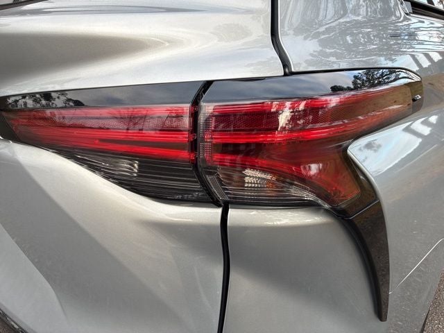 2021 Toyota Sienna Platinum 7 Passenger