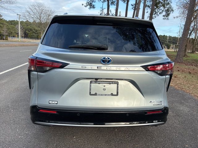 2021 Toyota Sienna Platinum 7 Passenger